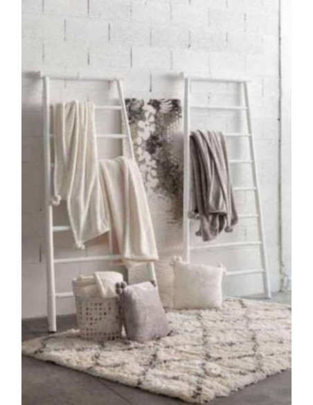 THROW VIVARAISE TENDER POMPONS OCRE 130×170 100% POLYESTER