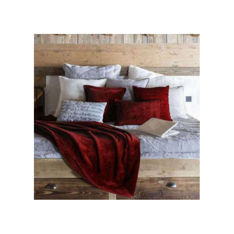THROW VIVARAISE TENDER RUBIS 150×200...