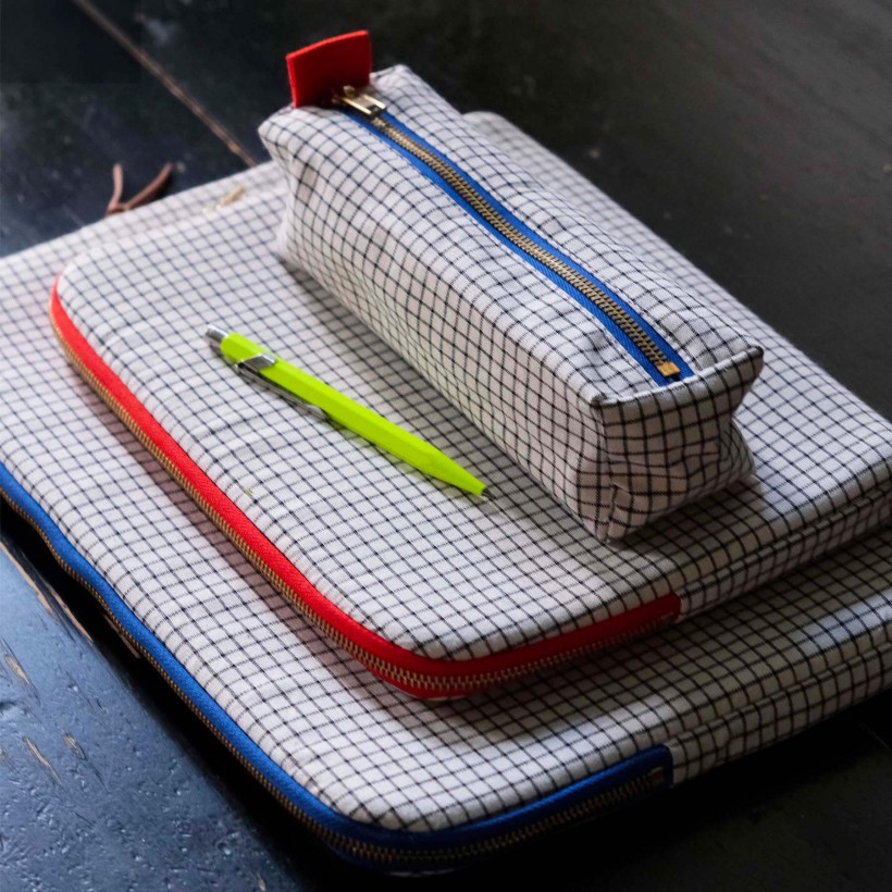 PENCIL CASE LA CERISE STYLO BLUE...