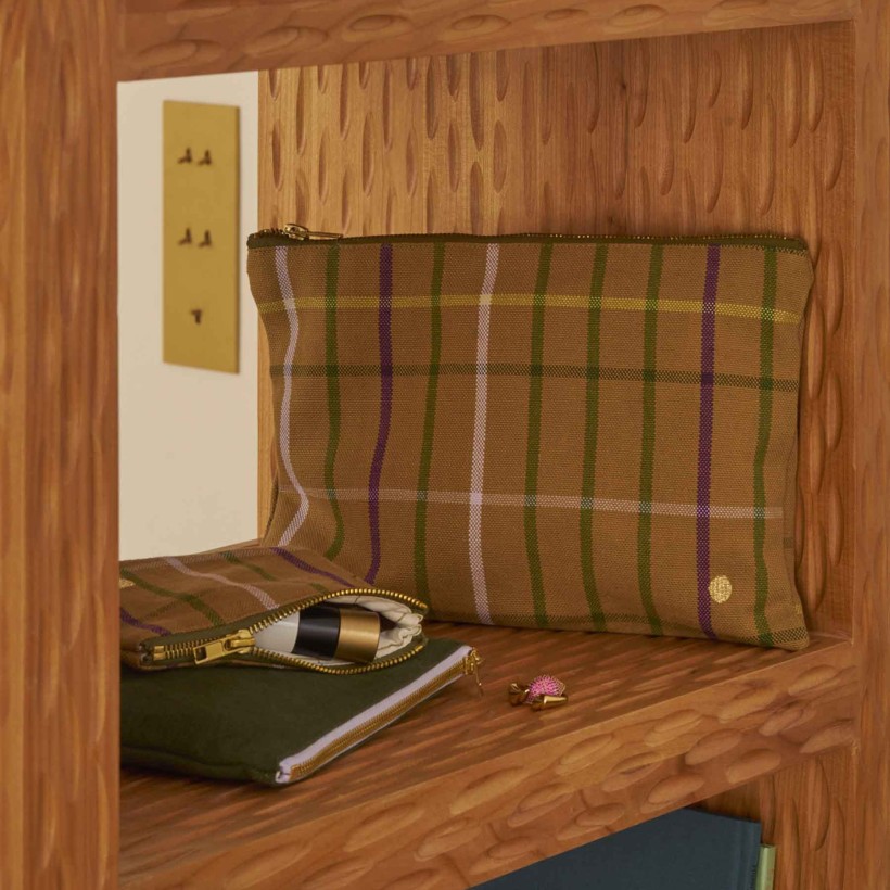 POUCH LA CERISE SCOTTY MARRON  28X19...