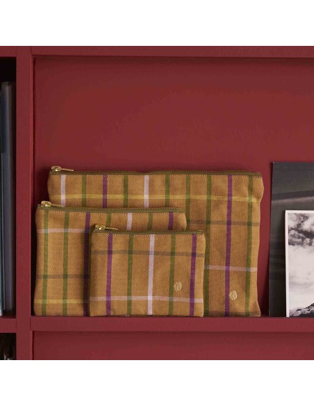 ΘΗΚΗ LA CERISE SCOTTY ΚΙΤΡΙΝΟ ΚΑΡΩ 19X14 ΑΠΟ ΟΡΓΑΝΙΚΟ ΒΑΜΒΑΚΙ