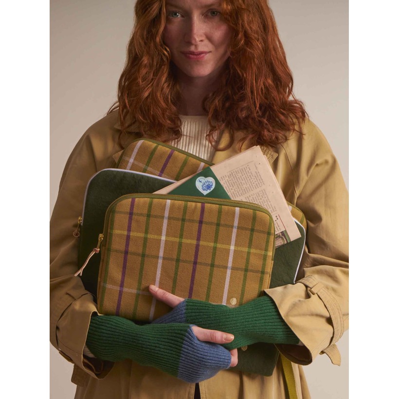 TABLET CASE SCOTTY 26x19 ORGANIC COTTON