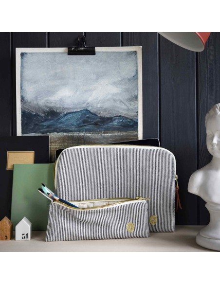 ΘΗΚΗ TABLET FINETTE ΜΑΥΡΟ 26x19 ΑΠΟ ΟΡΓΑΝΙΚΟ ΒΑΜΒΑΚΙ