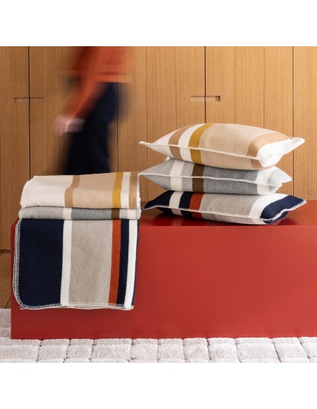 BED COVER VIVARAISE GIOIA IVOIRE 240X260 18%WOOL 42%ACRYLIQUE 30%POLYESTER 10%COTTON